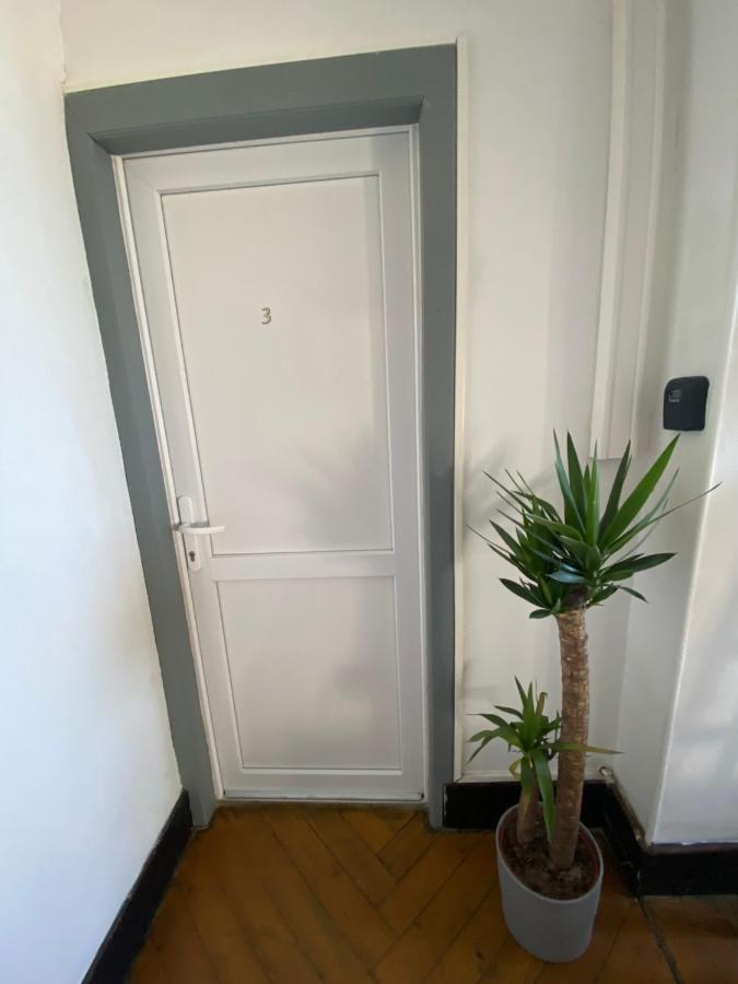 Grey Cosy Apartment *